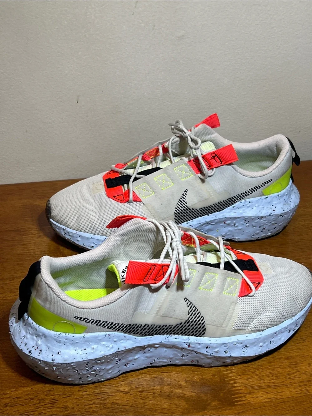 Nike Men’s crater Impact sneakers Light Bone/Black/Stone  Crimson Size 11.5
